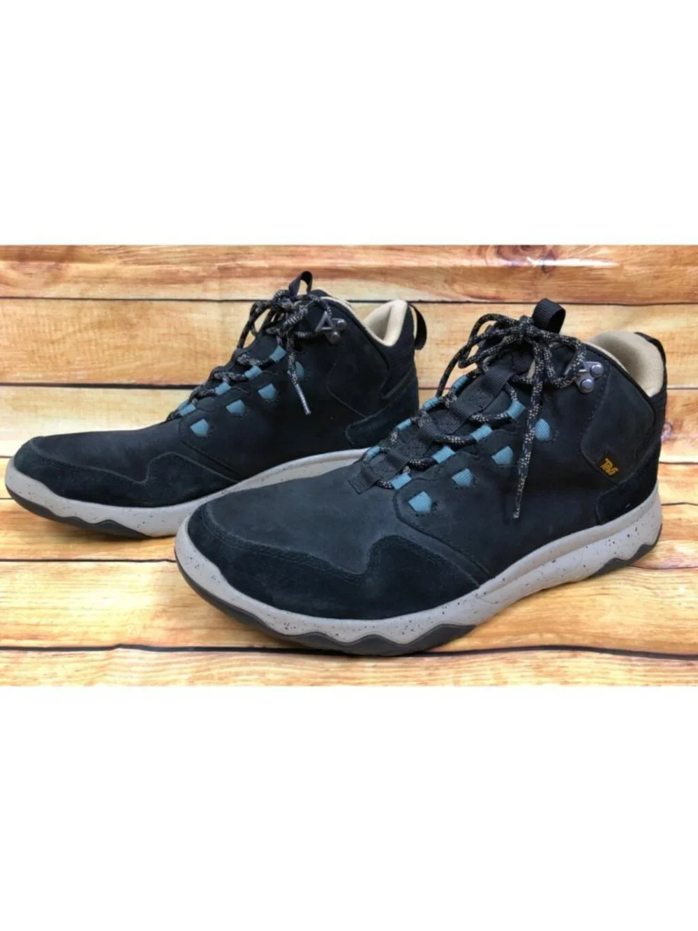 Teva Mens 11 / 44.5 Ridgeview Mid Black Hiking Boots 1013643